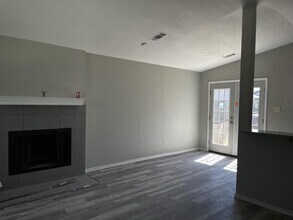 9904 Cedar Mountain Cir in Dallas, TX - Foto de edificio - Building Photo
