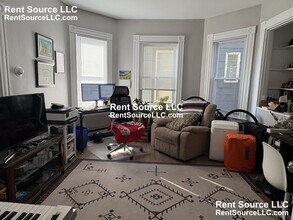 97 Elm St, Unit 3 in Somerville, MA - Building Photo - Building Photo