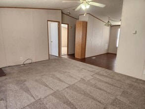 620 S Avenue B in Portales, NM - Building Photo - Building Photo