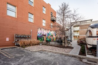 412 Delaware St in Kansas City, MO - Building Photo - Building Photo
