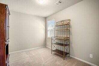 2816 Madison Dr in Conroe, TX - Building Photo - Building Photo