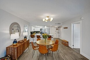 600 Three Islands Boulevard in Hallandale Beach, FL - Building Photo