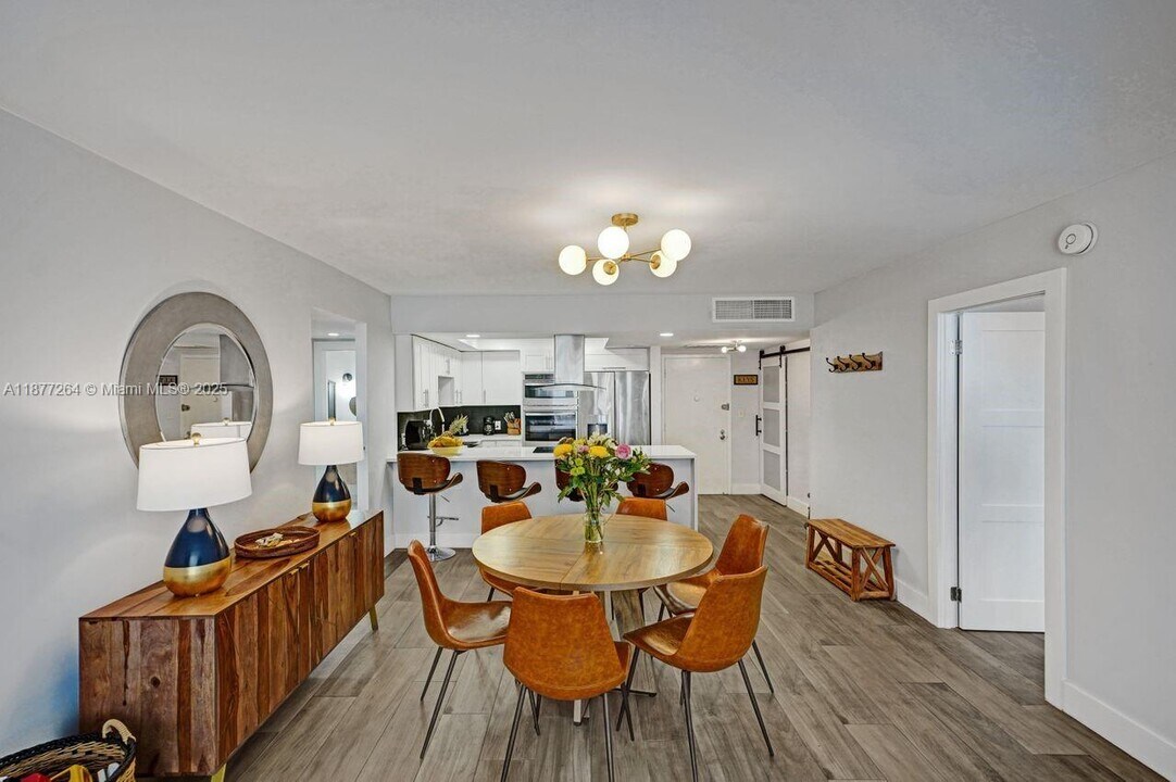 600 Three Islands Boulevard in Hallandale Beach, FL - Building Photo