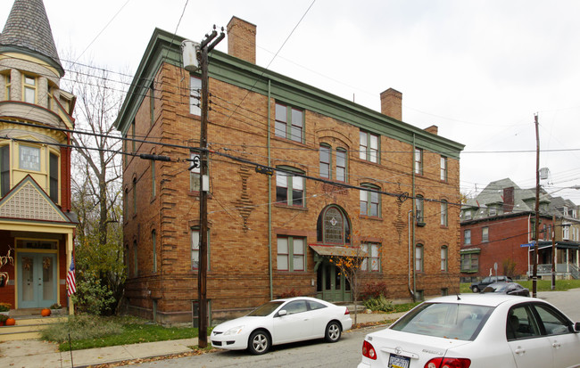 839 Mellon St in Pittsburgh, PA - Building Photo - Building Photo