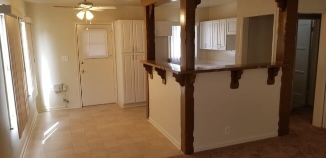 2233-2235 Euclid Ave in Long Beach, CA - Building Photo - Building Photo