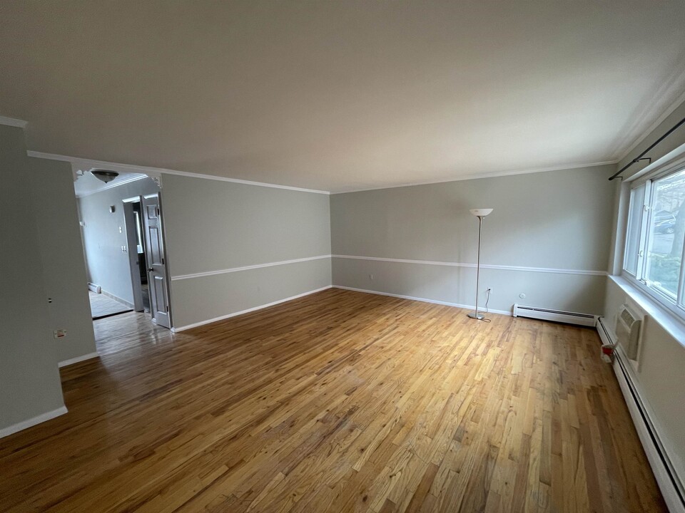 1464A 68th St in North Bergen, NJ - Building Photo