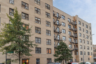 35 Eastern Pky in Brooklyn, NY - Building Photo - Building Photo