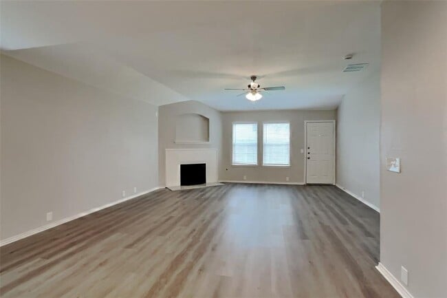 10218 Antelope Alley in Missouri City, TX - Building Photo - Building Photo