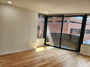 3222 Cherry Hill Ln NW, Unit #B1 in Washington, DC - Building Photo - Building Photo