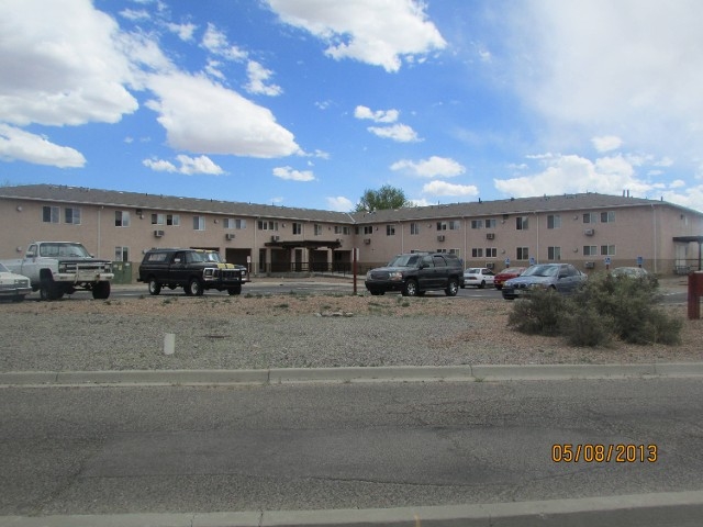 Santa Clara Apartments in Espanola, NM - Building Photo