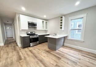 19 Sudan St in Boston, MA - Foto de edificio - Building Photo