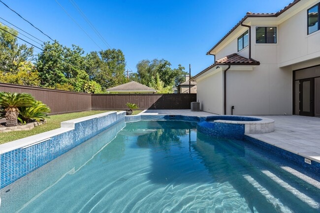 property at 4134 Bellefontaine