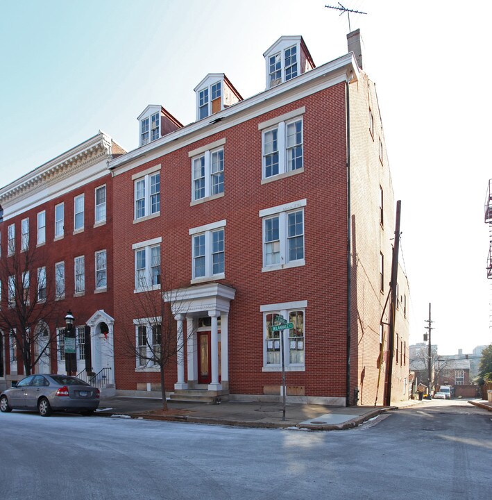 211 W Lanvale St in Baltimore, MD - Building Photo