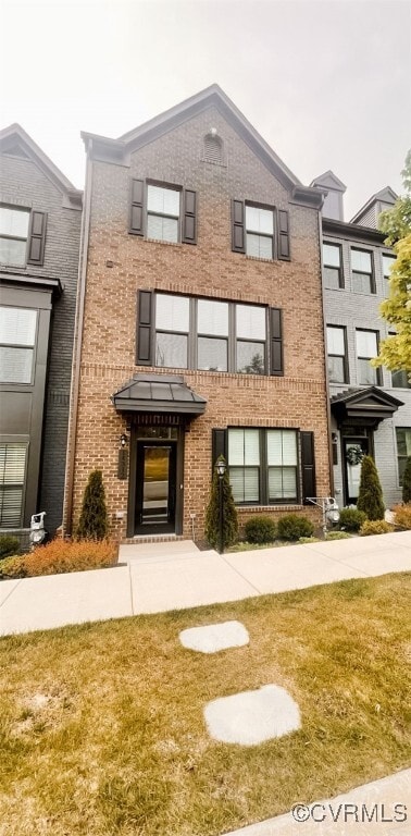 property at 14312 Altavista Blvd