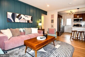 503 Woodston Rd in Rockville, MD - Building Photo - Building Photo