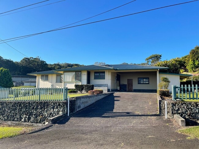 property at 45-3287-3287 Wailana Pl