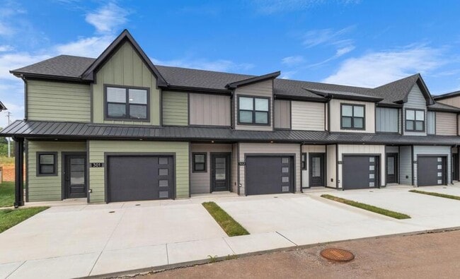 property at 302 Jonathan Wade Cir