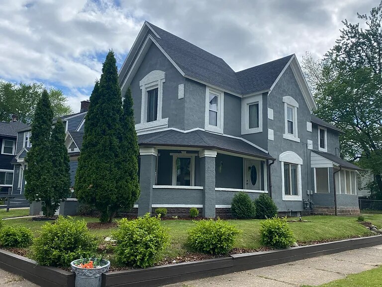 1801 College Ave SE in Grand Rapids, MI - Building Photo