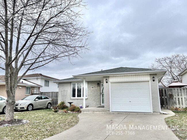 property at 1672 Foster Ave