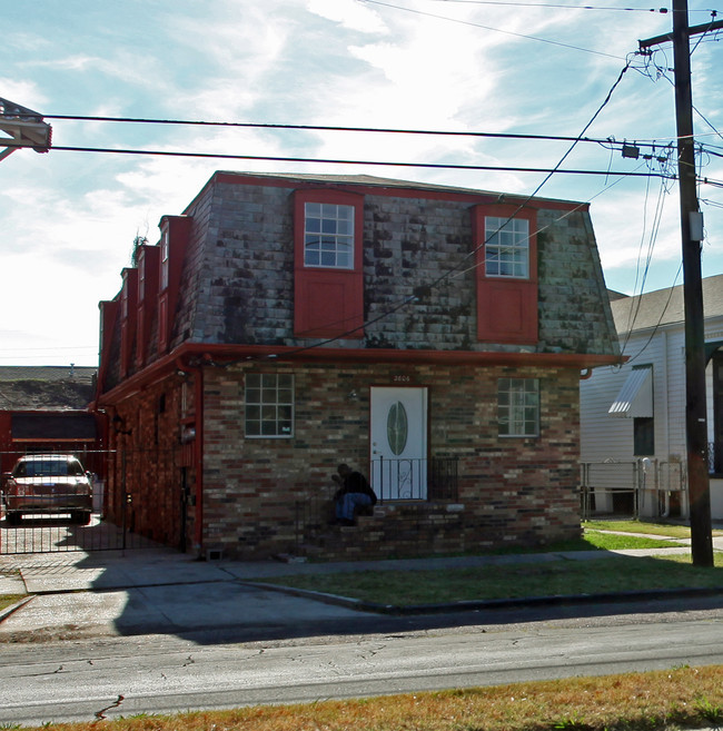 2606 Ursulines Ave in New Orleans, LA - Foto de edificio - Building Photo