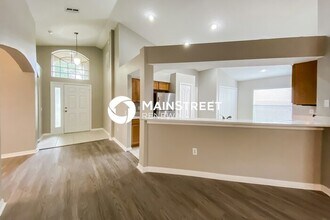 13323 Bainbridge Way in Spring Hill, FL - Building Photo - Building Photo