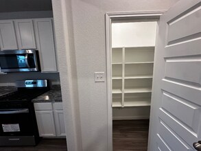 22114 Regal Heights Dr in Houston, TX - Building Photo - Building Photo