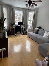 2734 N Lawndale Ave, Unit 1 in Chicago, IL - Building Photo - Building Photo