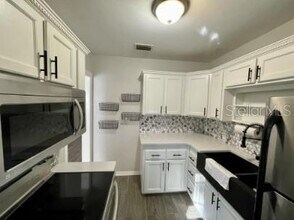 706 Mission Dr in Wildwood, FL - Building Photo - Building Photo