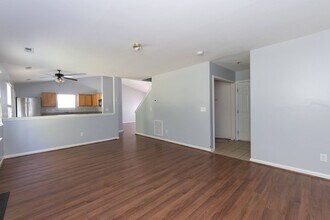 304 Providence Hall Dr in Sanford, NC - Building Photo - Building Photo
