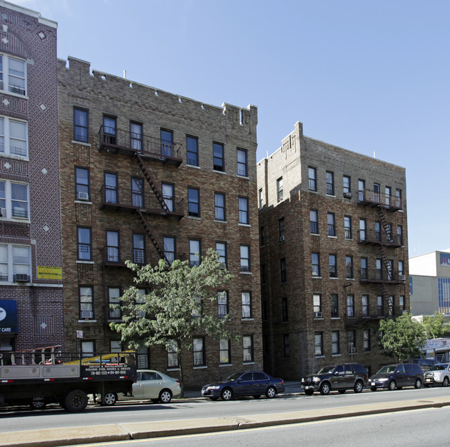 634 E 233rd St in Bronx, NY - Foto de edificio - Building Photo