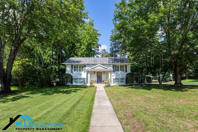 4500 Lakemont Dr in Raleigh, NC - Foto de edificio - Building Photo
