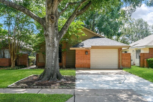 property at 8562 Laurel Trails Dr