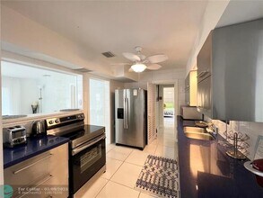 4430 Sea Grape Dr in Lauderdale-by-the-Sea, FL - Building Photo - Building Photo