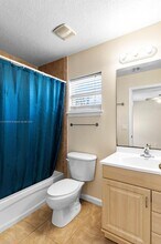 681 NW Sharpe St in Port St. Lucie, FL - Building Photo - Building Photo