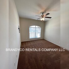 6301 Katy Creek Ln in Killeen, TX - Building Photo - Building Photo