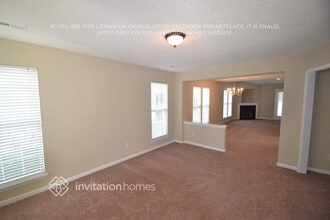 5123 Silabert Ave in Charlotte, NC - Foto de edificio - Building Photo