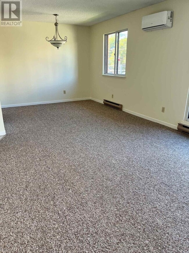 property at 131 Edgehill Dr