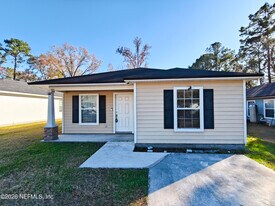 8444 Hewitt St in Jacksonville, FL - Building Photo