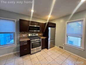 115 Elm St in Somerville, MA - Foto de edificio - Building Photo