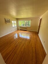 2929 Cavanaugh Ave, Unit Senior 2929 Cavanaugh in Cincinnati, OH - Foto de edificio - Building Photo
