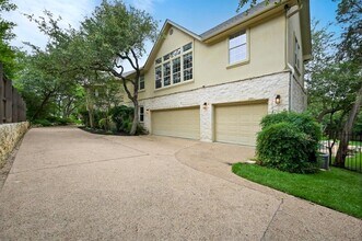 2704 Regents Park in Austin, TX - Building Photo - Building Photo