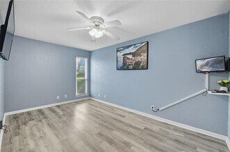 644 Harbor Dr in Azle, TX - Building Photo - Building Photo