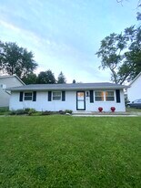 1411 Melbourne Dr in New Haven, IN - Building Photo