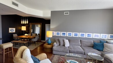 2775 NE 187th St, Unit PH29 in Miami, FL - Building Photo - Building Photo