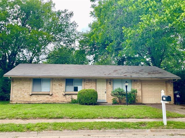 property at 217 Bellaire Dr