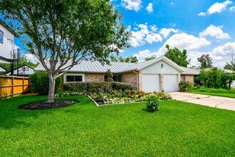 10426 Alcott Dr in Houston, TX - Building Photo - Building Photo