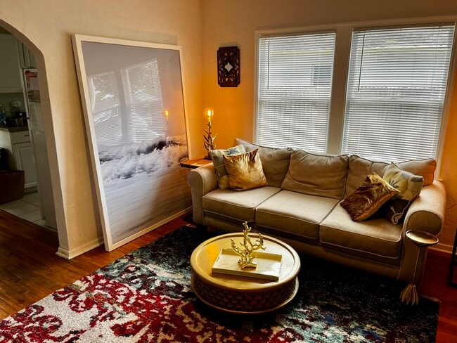 3535 Queen St N in St. Petersburg, FL - Foto de edificio - Building Photo