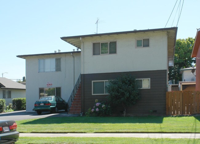 2132 Randolph Dr in San Jose, CA - Building Photo - Building Photo