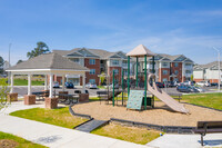 Quarry Trace in Raleigh, NC - Foto de edificio - Building Photo