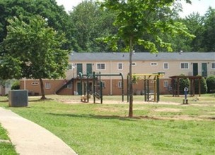 Midwood Village in Smyrna, GA - Building Photo - Building Photo